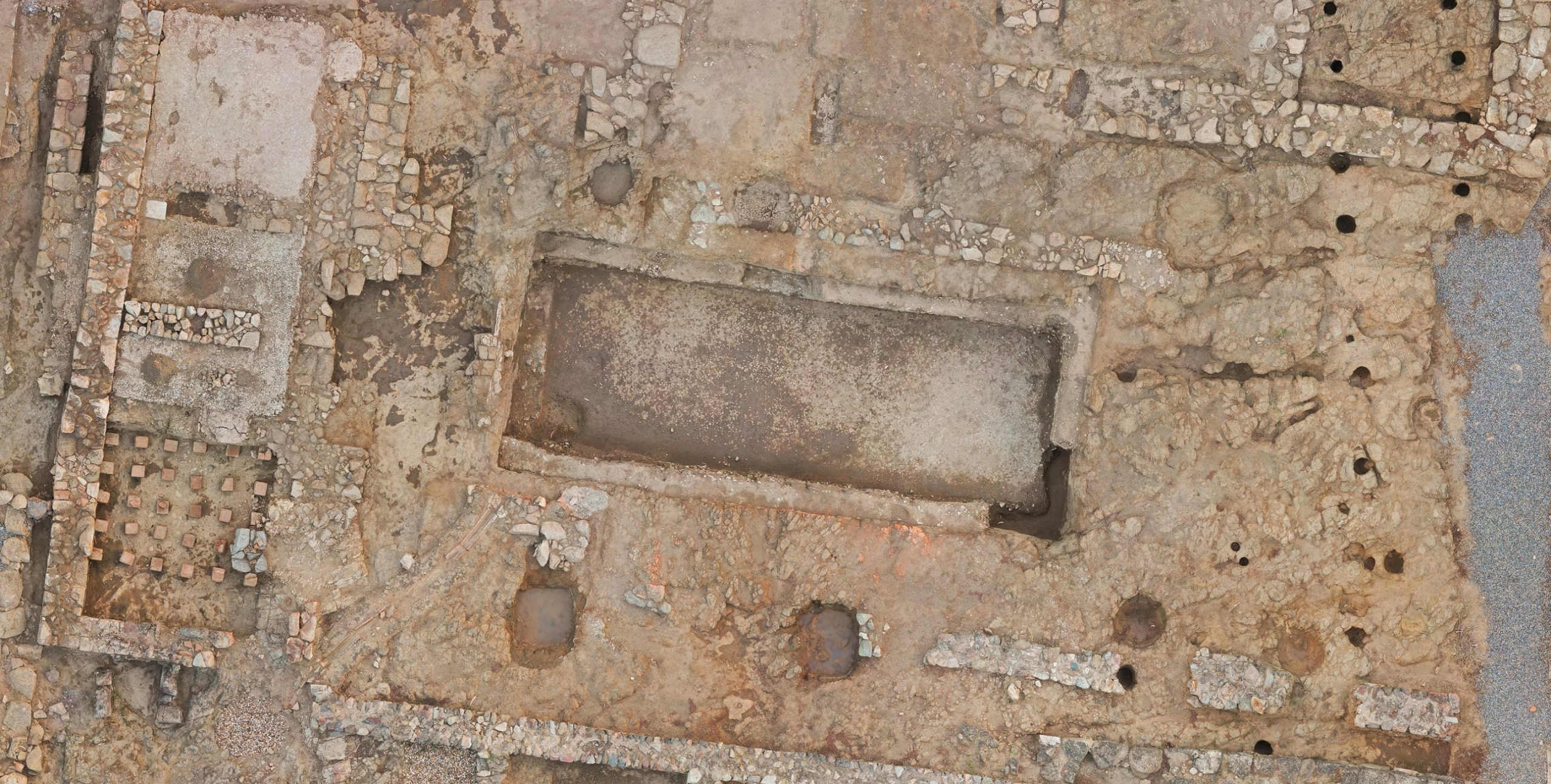 Surcast. Tecnologia aplicada al patrimoni Tasques de suport en excavacions arqueològiques Jaciment arqueològic del Collet de Sant Antoni de Calonge